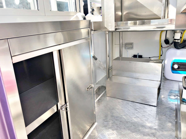 Mobile Dog Grooming Trailer - Rounder Model