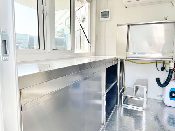 Mobile Dog Grooming Trailer - Boxer Model