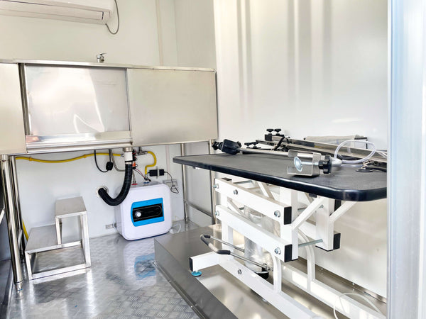 Mobile Dog Grooming Trailer - Boxer Model